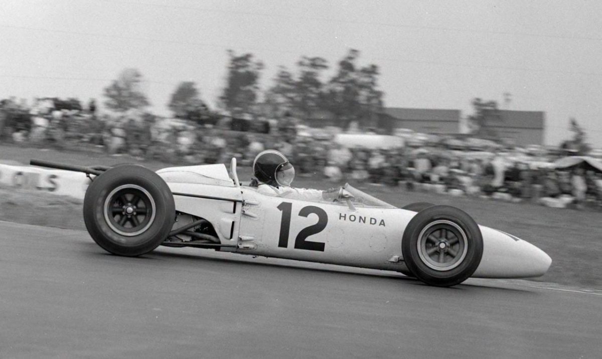 Honda mencapai 500 balapan di Formula 1 sejak debut pada 1964. Perayaan di GP Amerika Serikat 2026 ditandai logo Honda500 pada mobil Aston Martin.
