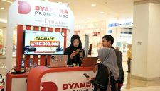 Antusiasme pengunjung terus meningkat pada penyelenggaraan pameran Indonesia International Motor Show (IIMS) Garage Balikpapan 2026 di Pentacity Mall.